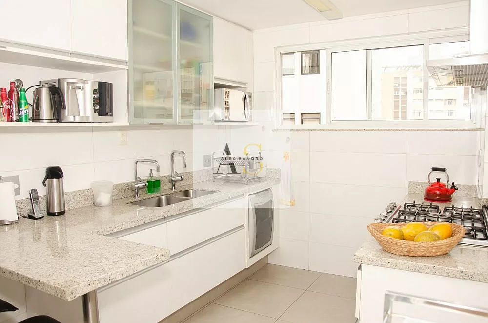 Apartamento, 4 quartos, 208 m² - Foto 2