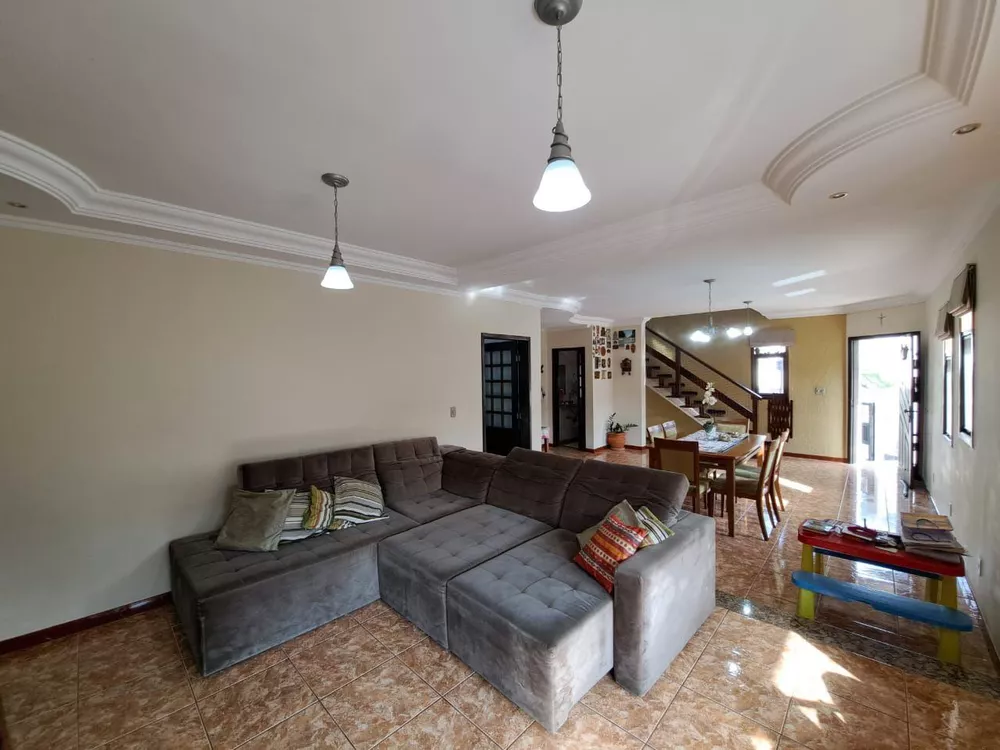 Casa, 4 quartos, 217 m² - Foto 5