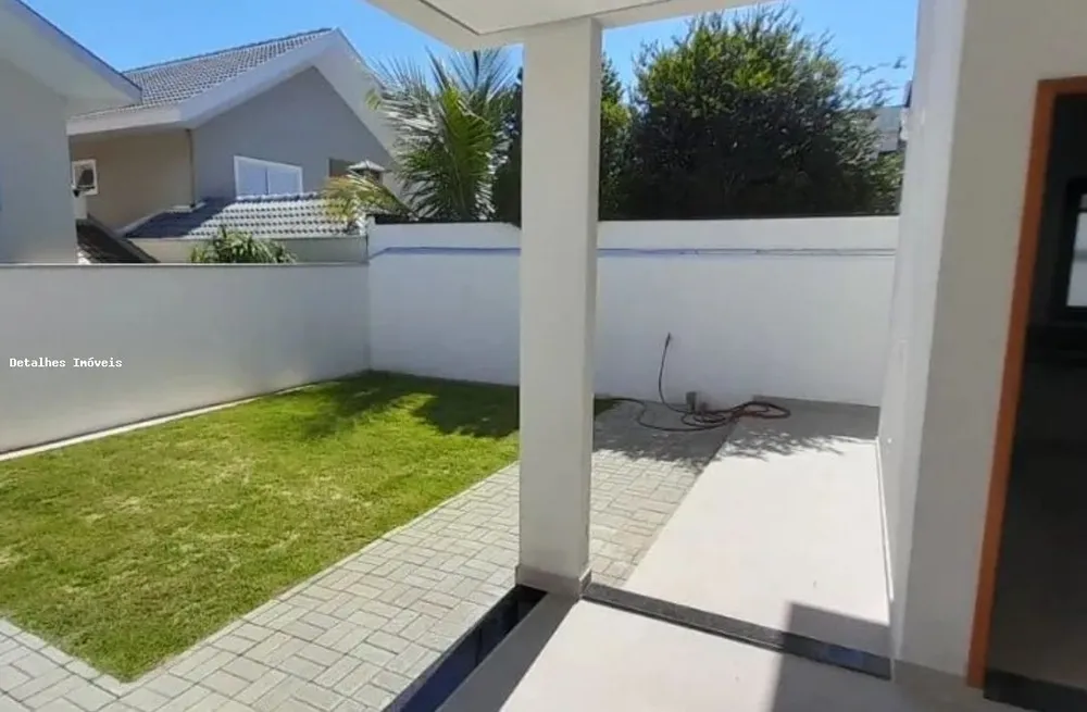 Casa, 4 quartos, 210 m² - Foto 2