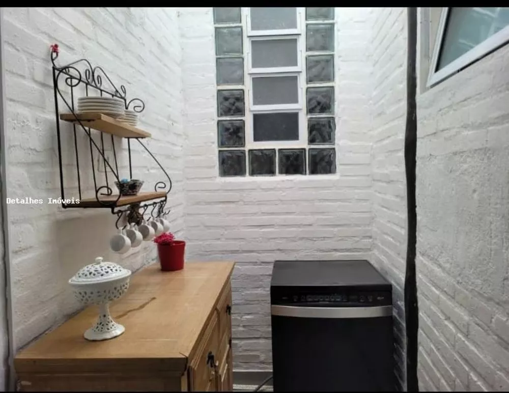Casa, 3 quartos, 200 m² - Foto 11