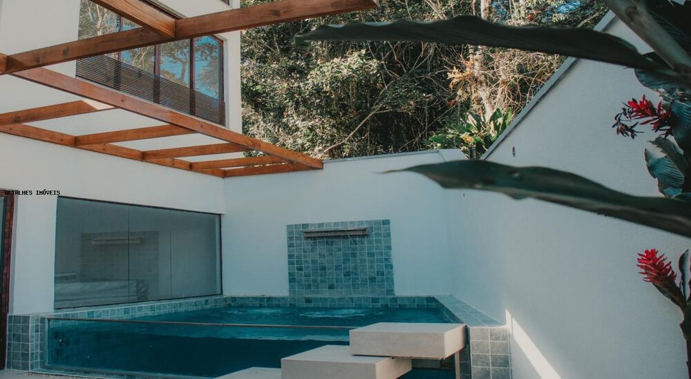 Casa, 3 quartos, 207 m² - Foto 2