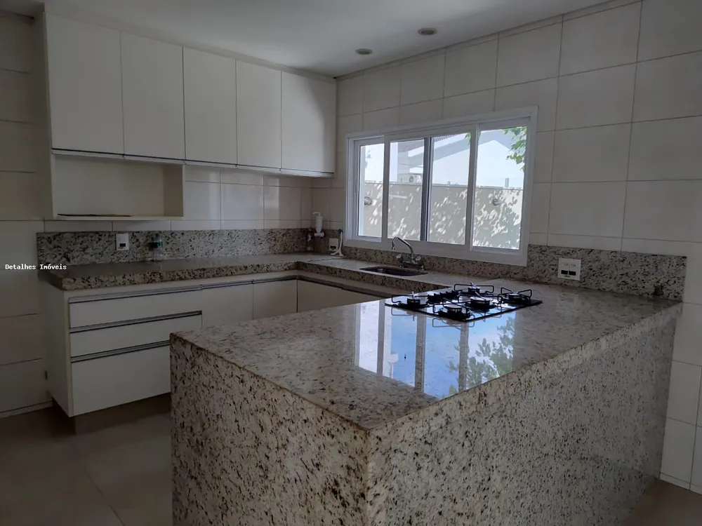 Casa, 4 quartos, 230 m² - Foto 4