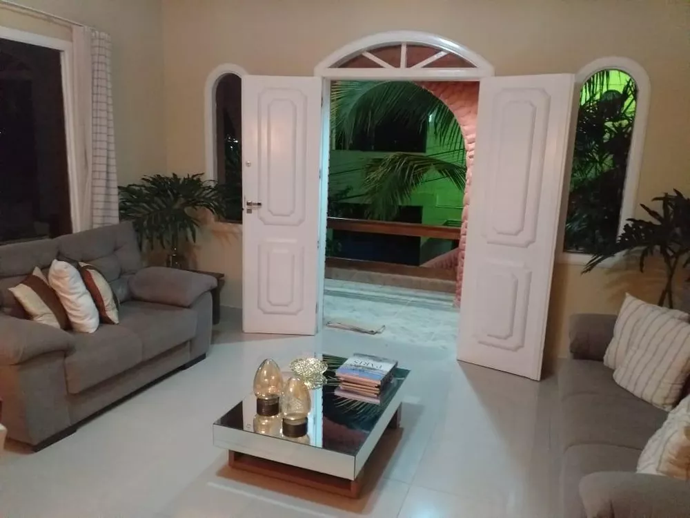 Casa, 5 quartos, 300 m² - Foto 2