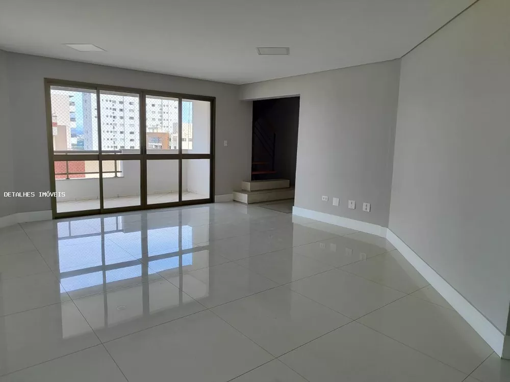 Apartamento à venda com 3 quartos, 350m² - Foto 2