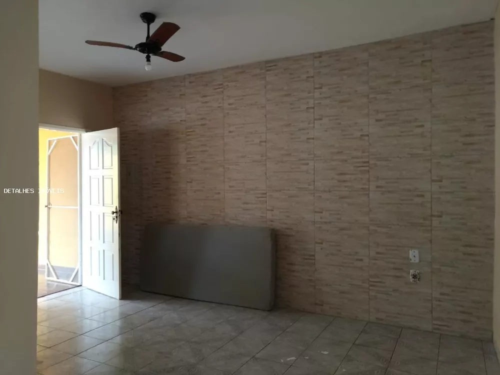 Casa, 2 quartos, 250 m² - Foto 2