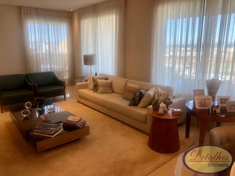 Apartamento à venda com 4 quartos, 360m² - Foto 2