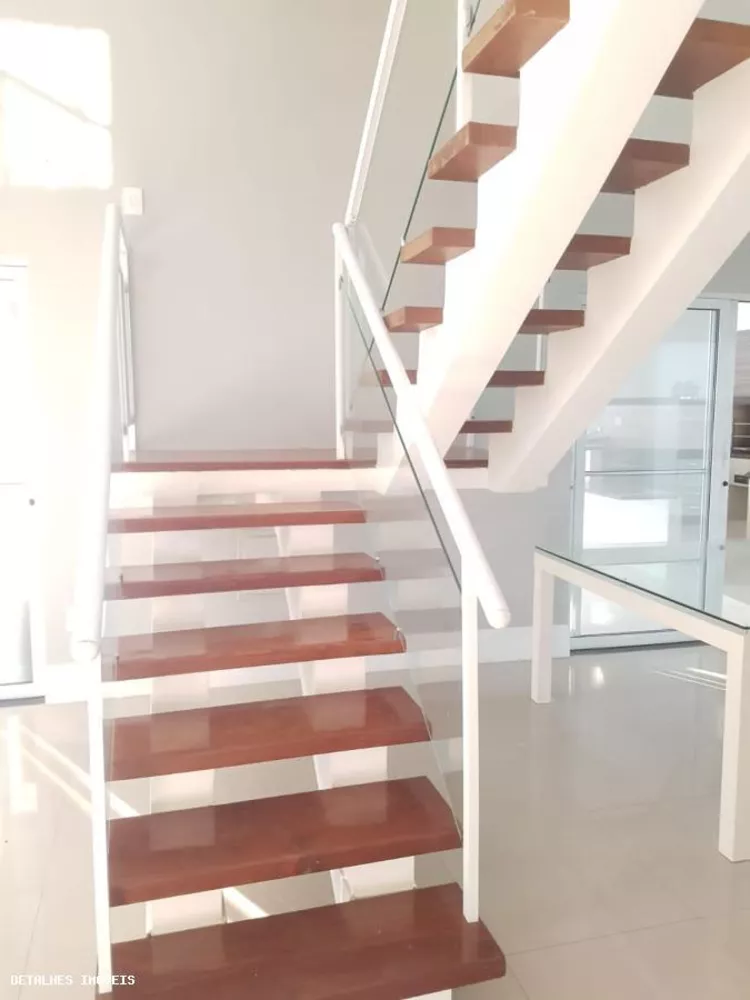 Casa, 5 quartos, 330 m² - Foto 3