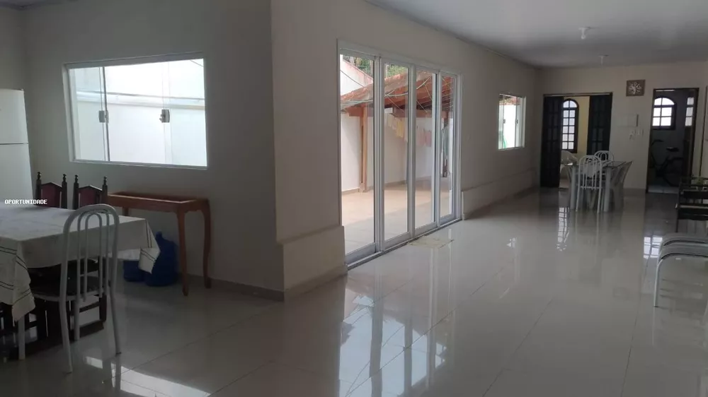 Casa, 3 quartos, 211 m² - Foto 5
