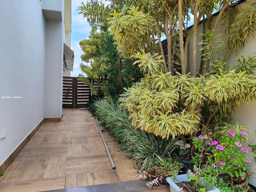 Casa, 5 quartos, 420 m² - Foto 1
