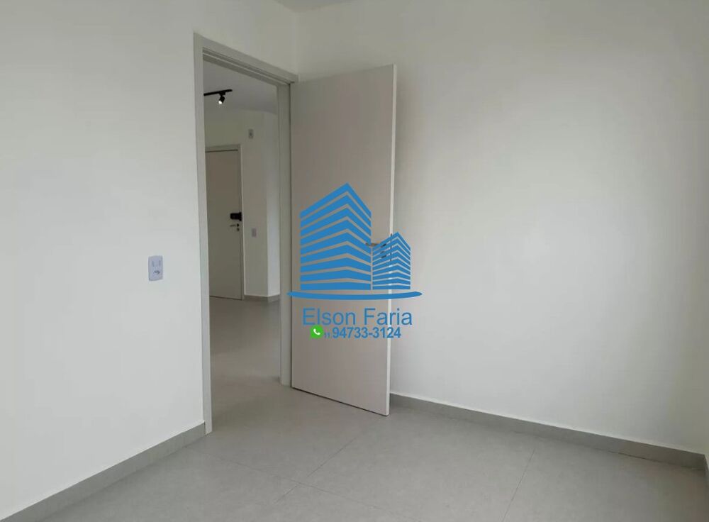 Apartamento à venda e aluguel com 2 quartos, 42m² - Foto 2