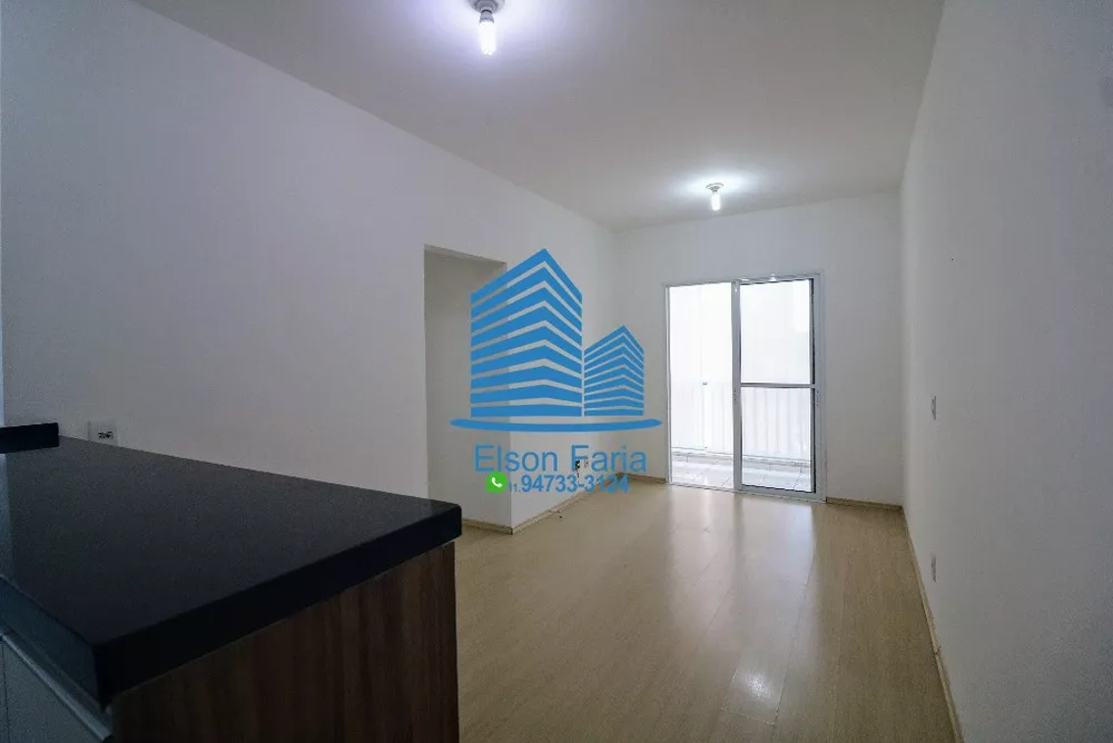 Apartamento à venda com 3 quartos, 65m² - Foto 2