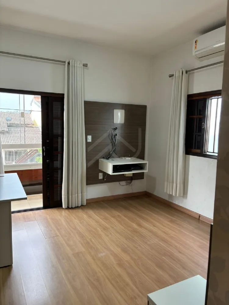 Casa, 3 quartos, 284 m² - Foto 8