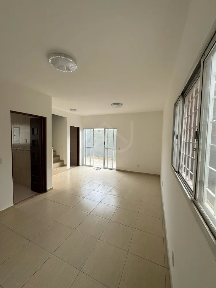 Casa, 2 quartos, 200 m² - Foto 5