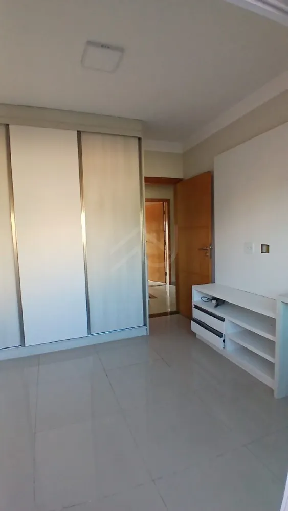 Casa, 3 quartos, 234 m² - Foto 13