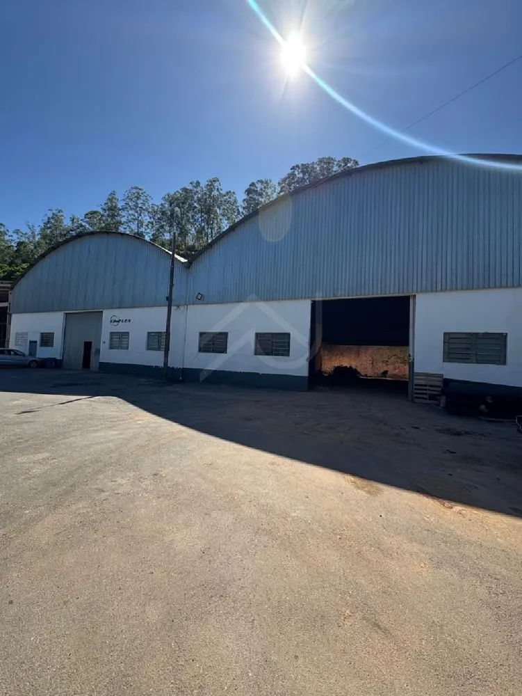 Depósito-Galpão, 1100 m² - Foto 1