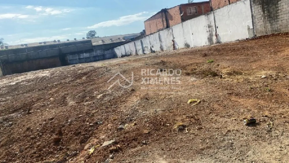 Loteamento e Condomínio, 2500 m² - Foto 1
