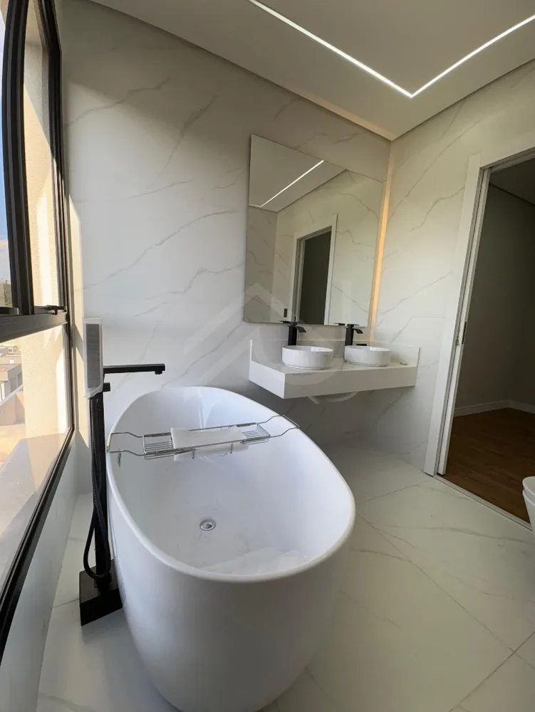 Casa, 4 quartos, 240 m² - Foto 11