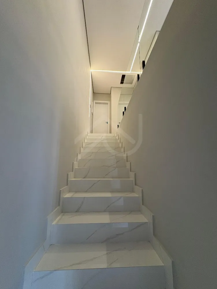 Casa, 4 quartos, 240 m² - Foto 12