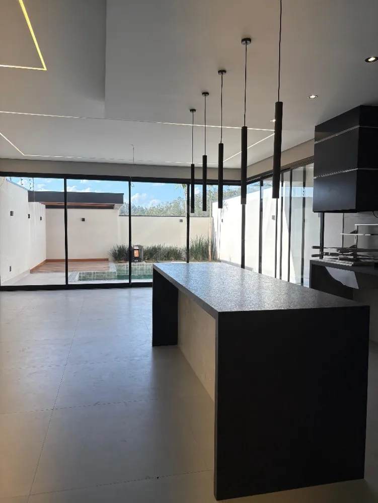 Casa, 4 quartos, 240 m² - Foto 14