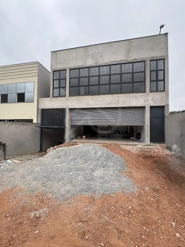 Loja-Salão, 560 m² - Foto 1