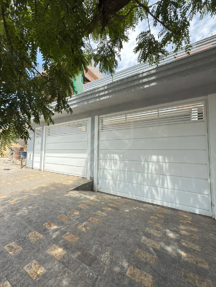 Casa, 3 quartos, 238 m² - Foto 2