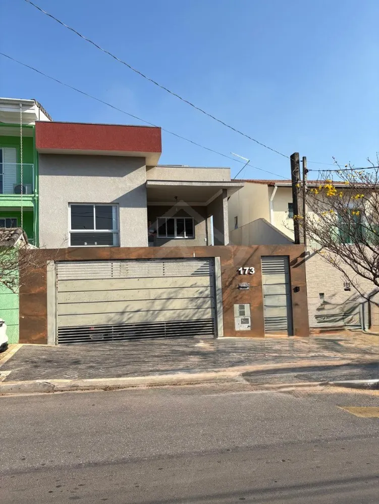 Casa, 3 quartos, 140 m² - Foto 1