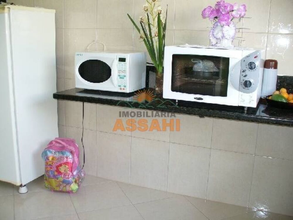 Casa, 3 quartos, 200 m² - Foto 2
