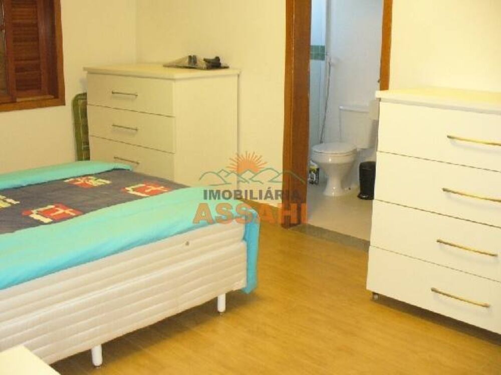 Chácara à venda com 4 quartos, 444m² - Foto 4