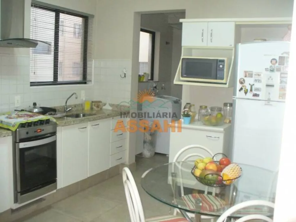 Apartamento à venda com 3 quartos, 97m² - Foto 1