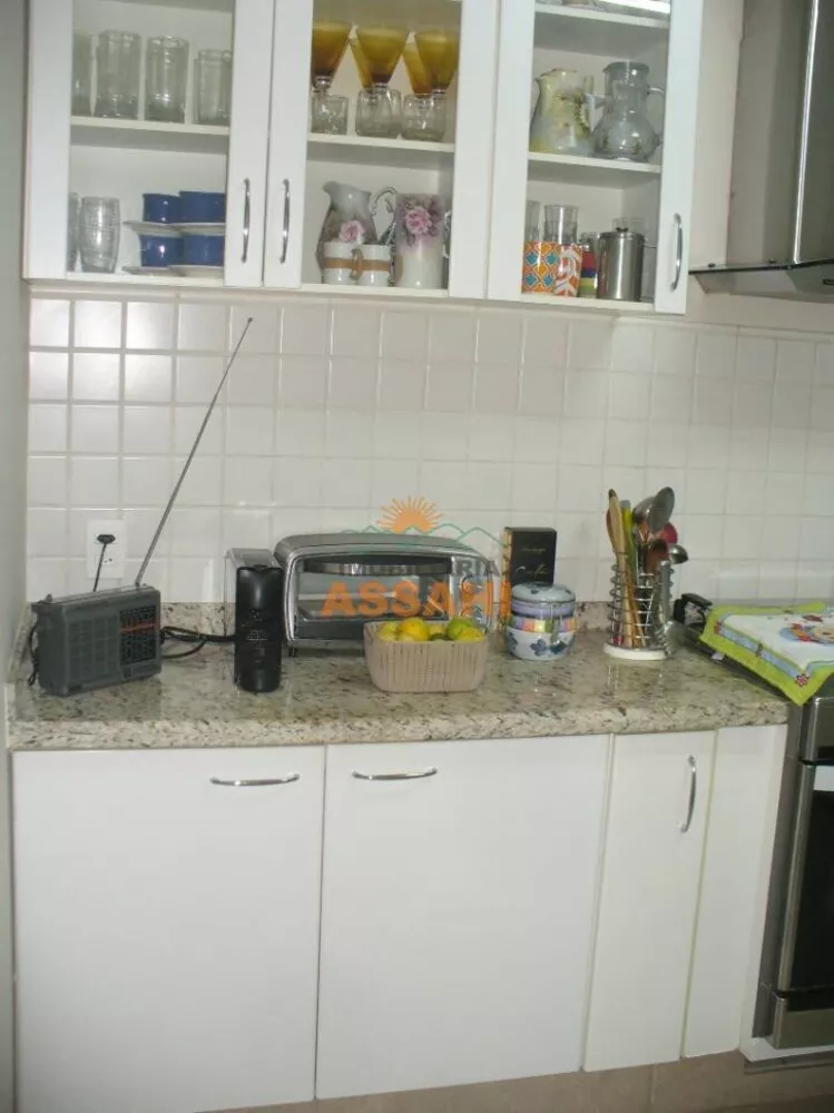 Apartamento à venda com 3 quartos, 97m² - Foto 3