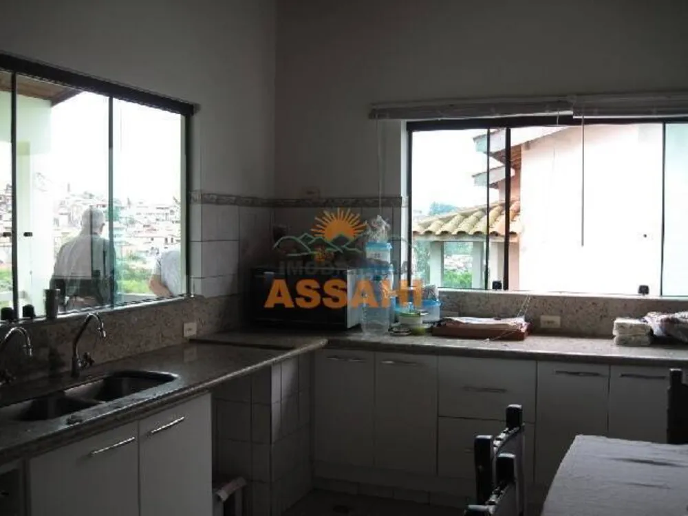 Casa, 3 quartos, 280 m² - Foto 2