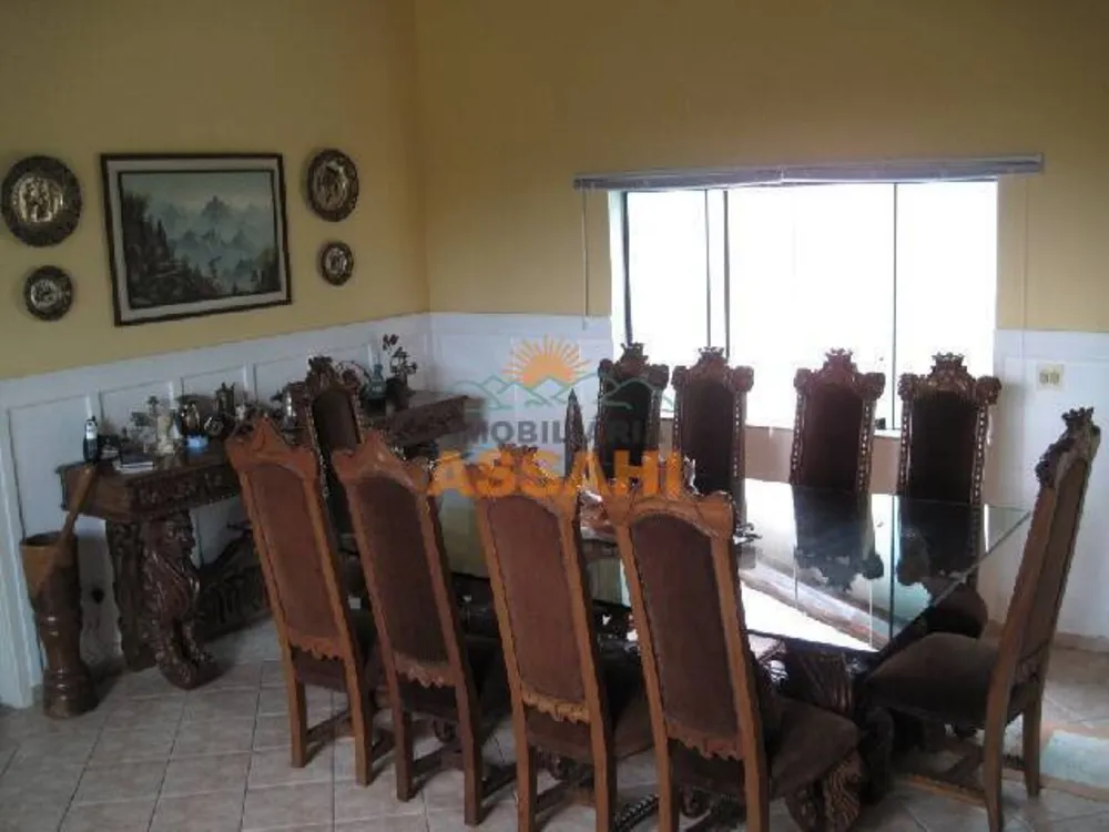 Casa, 3 quartos, 280 m² - Foto 1