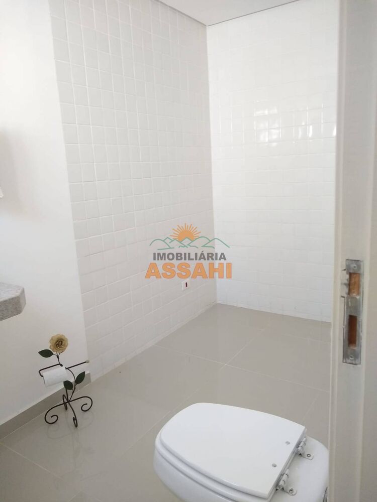 Casa à venda com 4 quartos, 1000m² - Foto 3