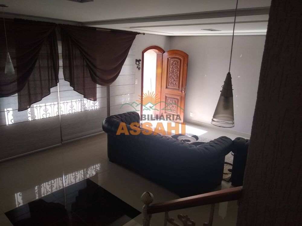 Casa à venda com 3 quartos, 250m² - Foto 6