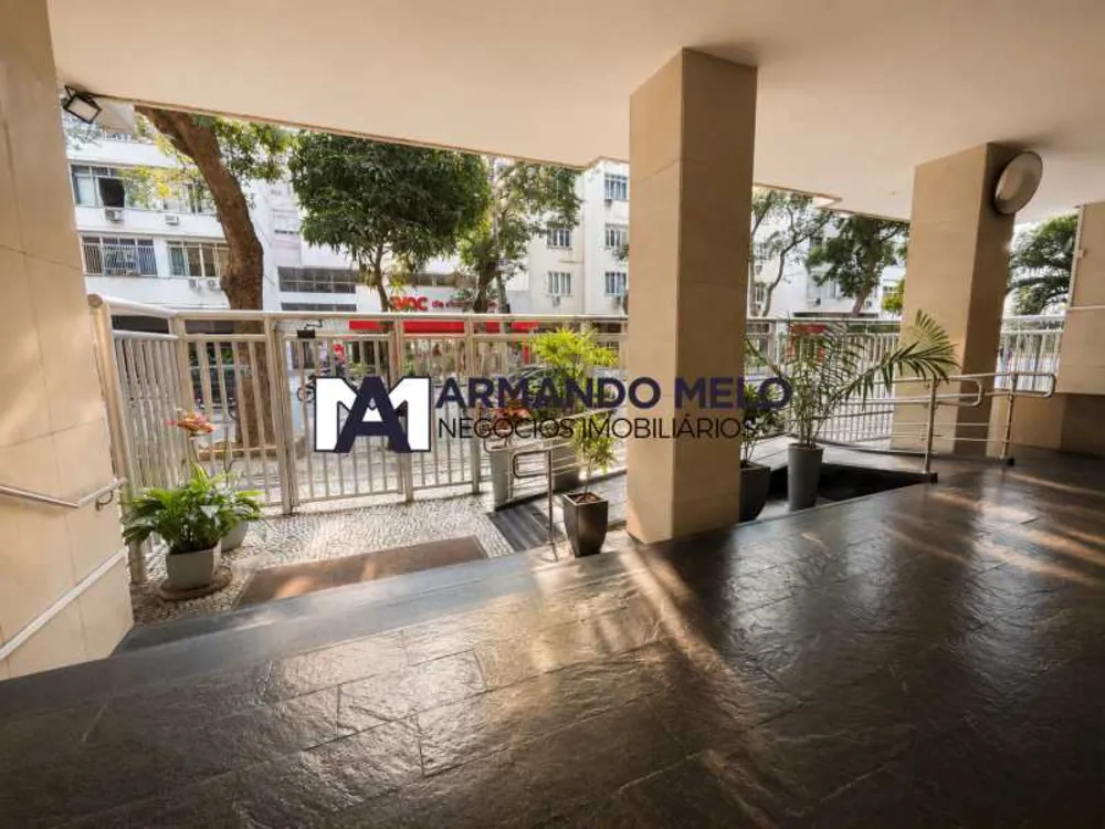 Apartamento, 3 quartos, 140 m² - Foto 2