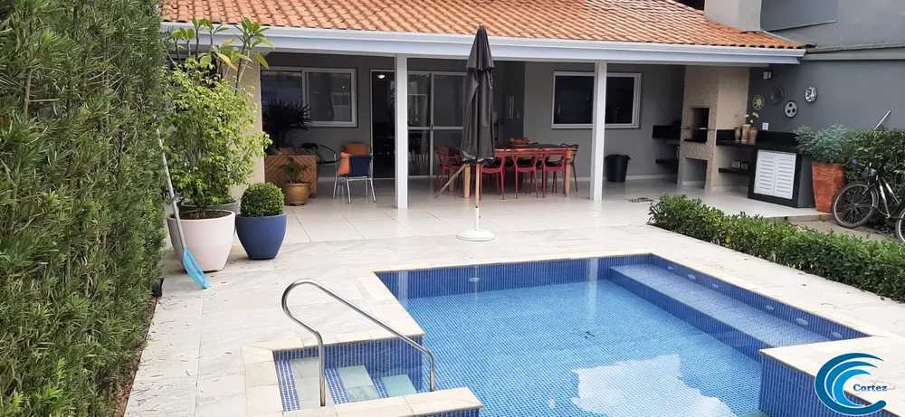 Casa, 5 quartos, 208 m² - Foto 1