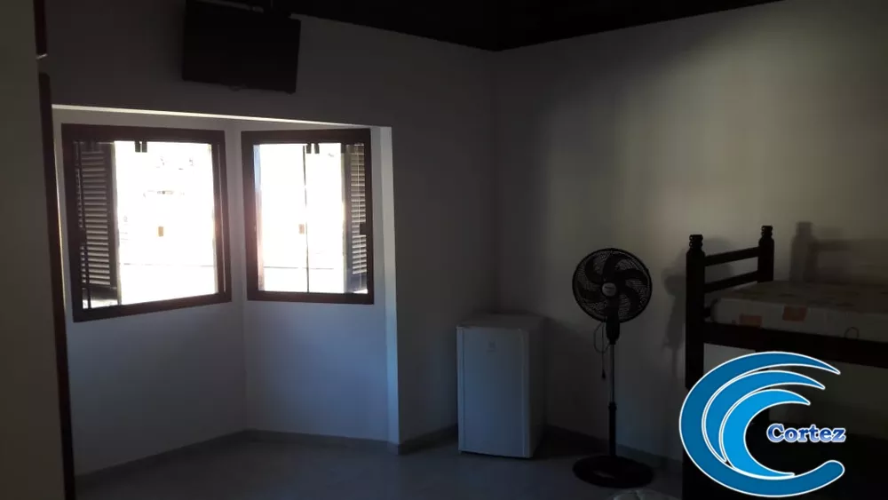 Sobrado, 6 quartos, 330 m² - Foto 1