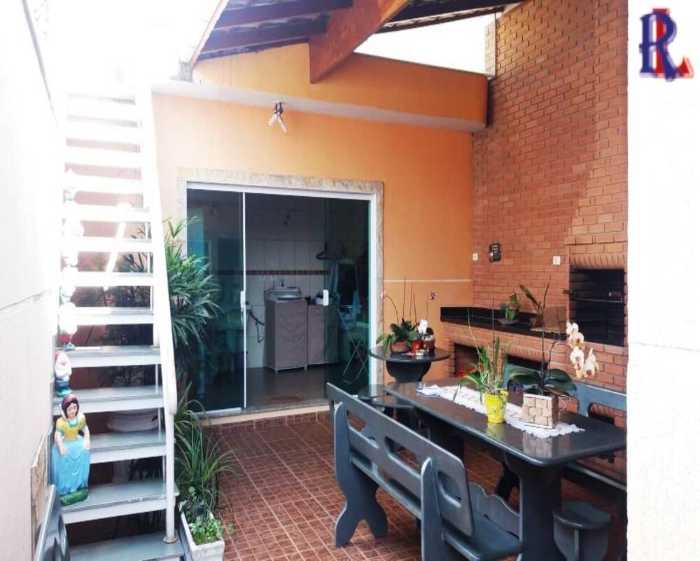 Sobrado, 3 quartos, 300 m² - Foto 1