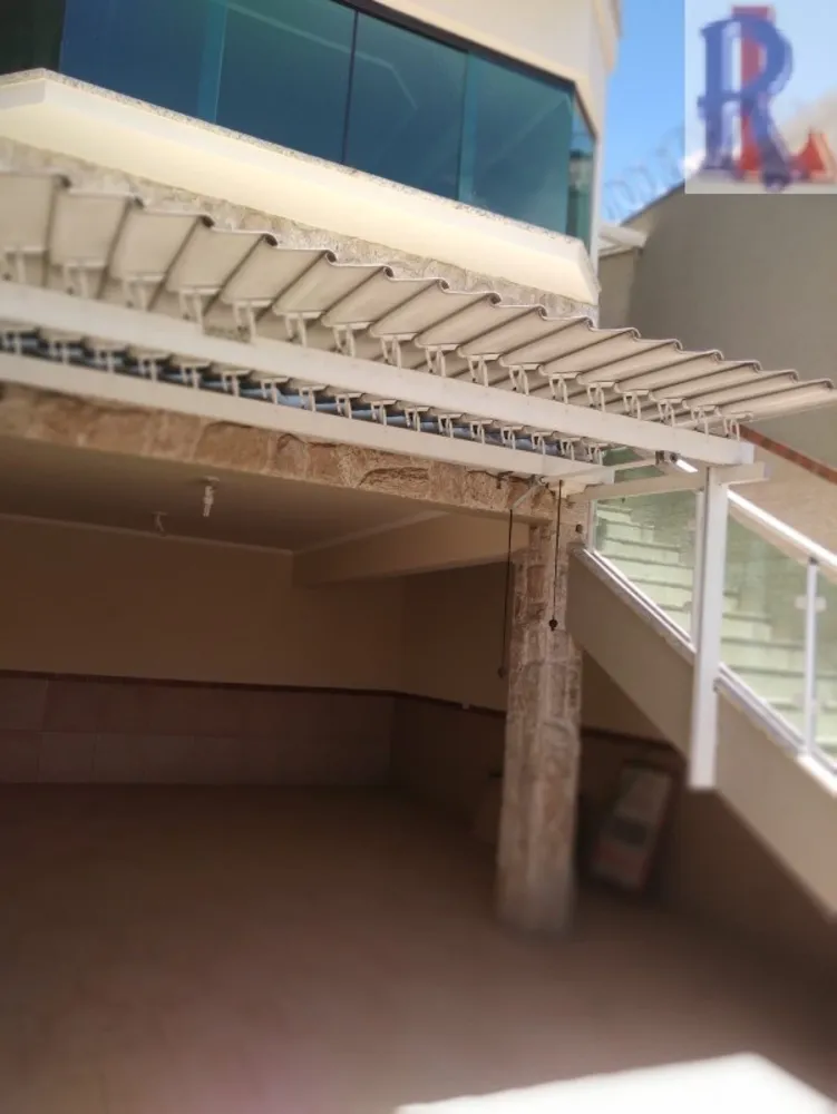 Sobrado, 3 quartos, 198 m² - Foto 1