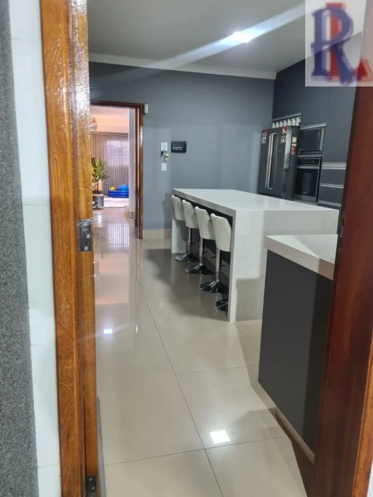 Sobrado, 3 quartos, 250 m² - Foto 6