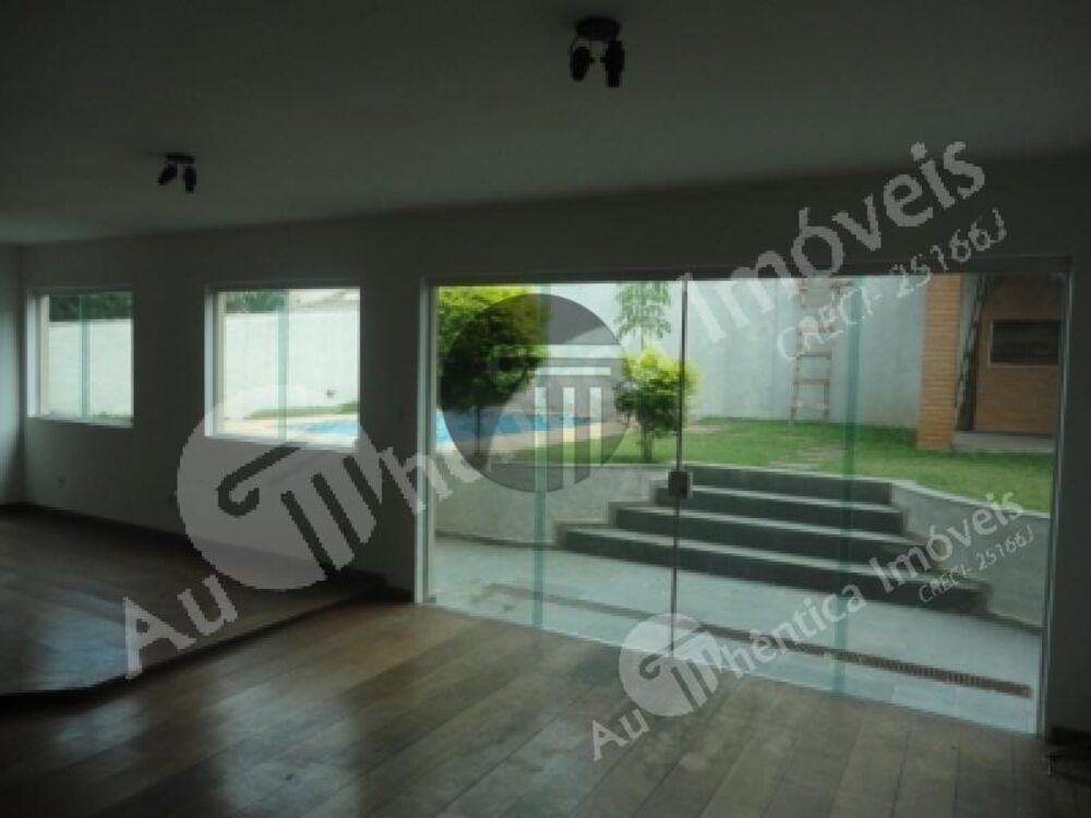 Sobrado para alugar com 4 quartos, 320m² - Foto 2