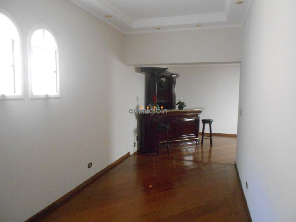 Casa, 3 quartos, 392 m² - Foto 1