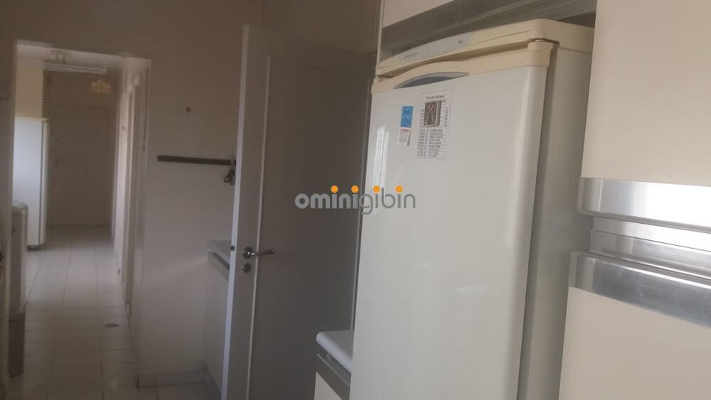 Apartamento, 3 quartos, 210 m² - Foto 2