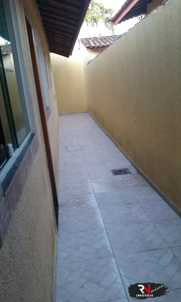 Casa à venda com 2 quartos, 60m² - Foto 6