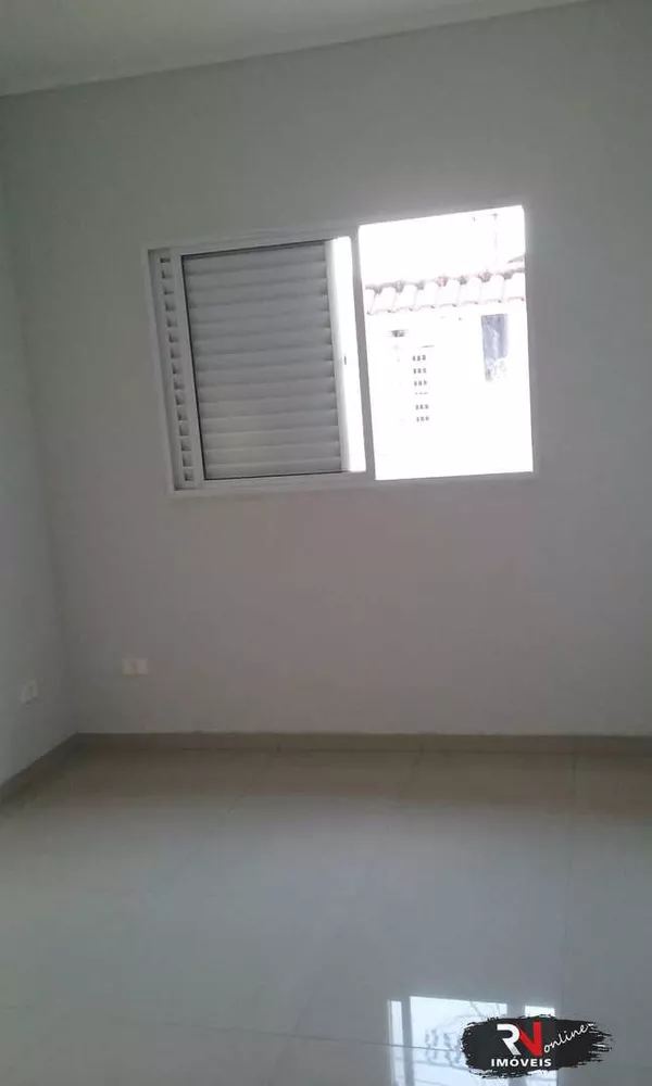 Casa à venda com 2 quartos, 60m² - Foto 5