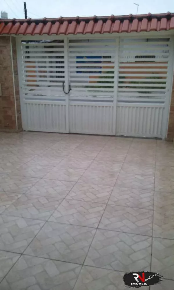 Casa à venda com 2 quartos, 60m² - Foto 1