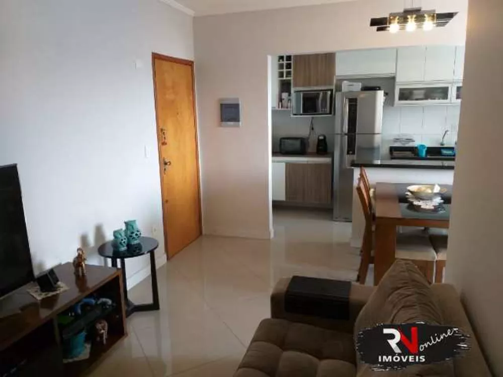 Apartamento à venda com 2 quartos, 70m² - Foto 4