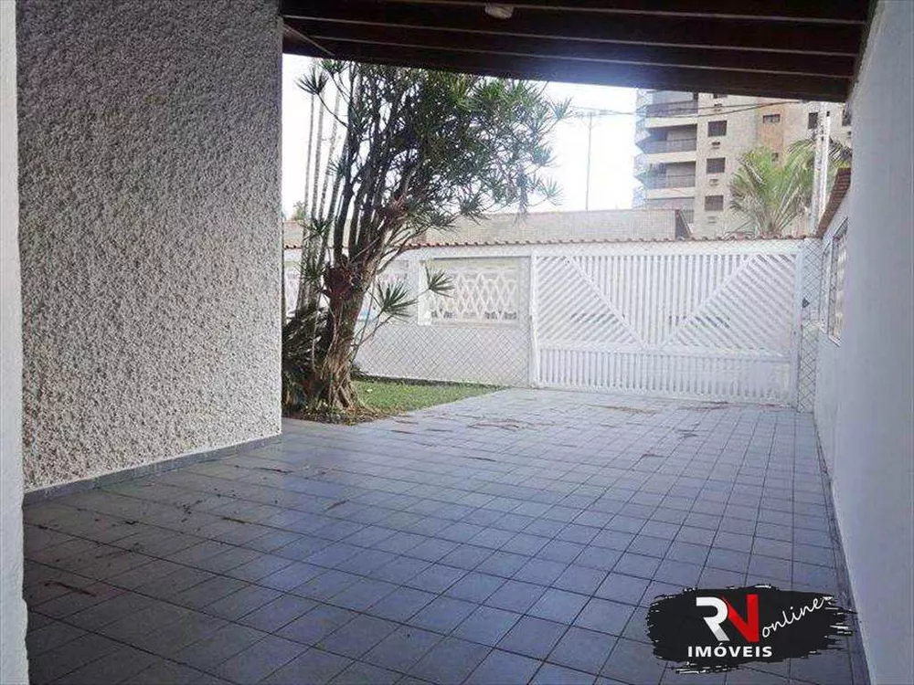 Casa à venda com 3 quartos, 180m² - Foto 3