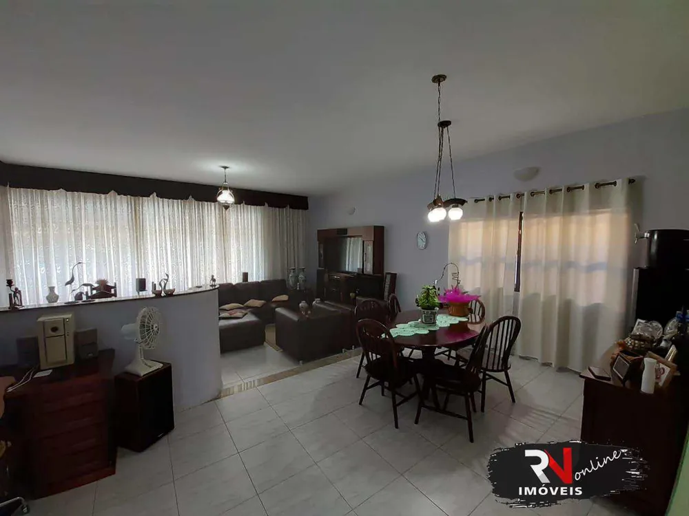 Casa, 3 quartos, 265 m² - Foto 8