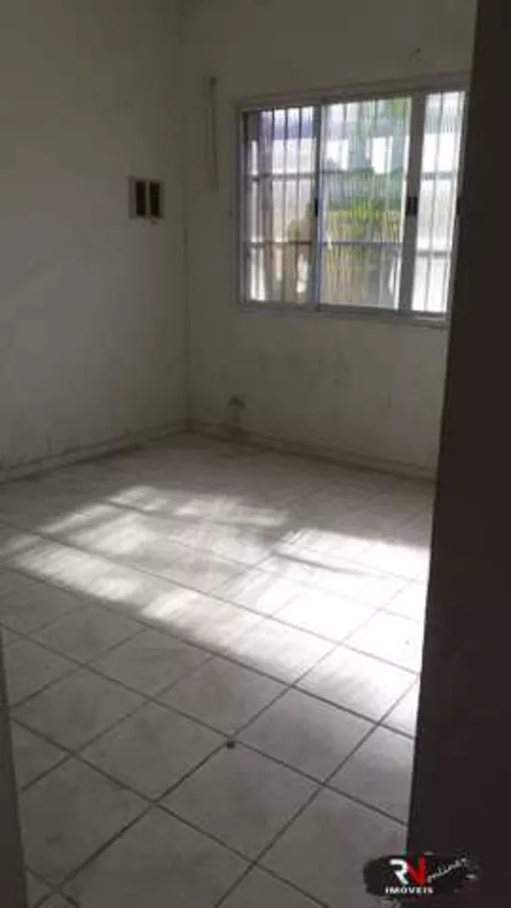 Casa à venda com 4 quartos, 150m² - Foto 3